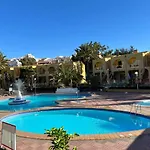 Tisalaya Park アパート *